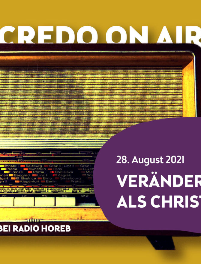 Altes Radio mit dem Titel der Credo-on-Air-Sendung zum Thema Veränderung als Christ