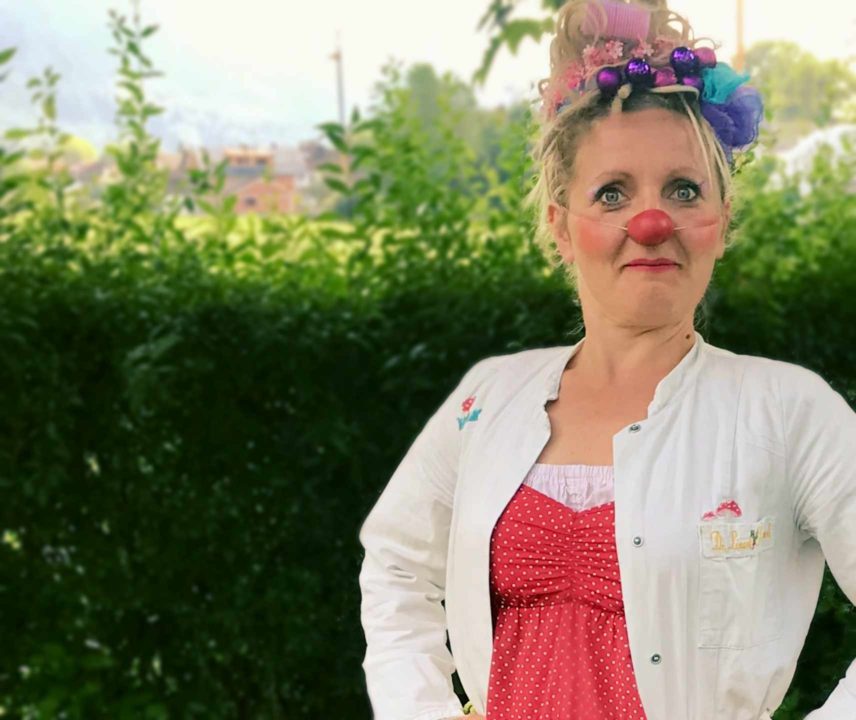 Lucia Mellauner als Clown Liesel Radiesel